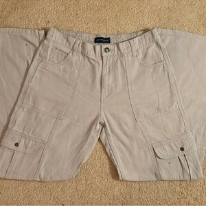 Aeropostale Women's Light Tan Cargo Pants